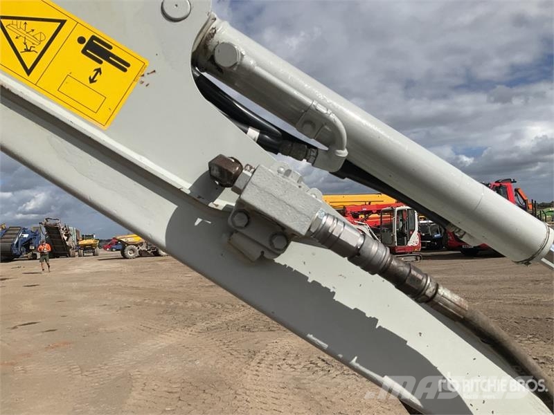 Takeuchi TB216 Mini kotrók < 7t