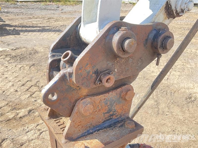 Takeuchi TB216 Mini kotrók < 7t
