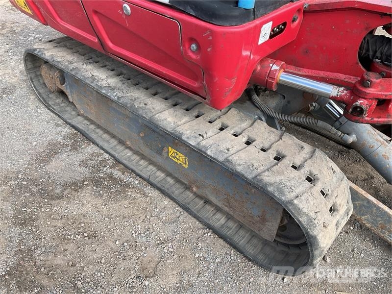 Takeuchi TB216 Mini bagri <7t