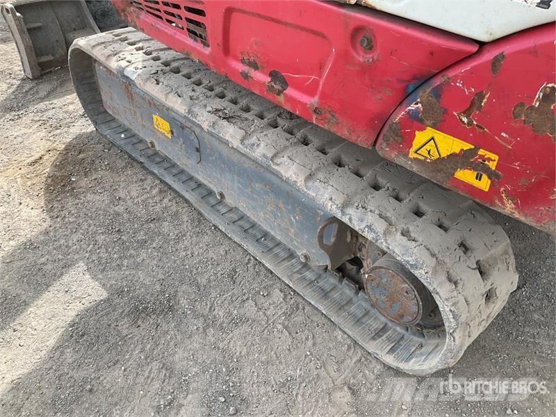 Takeuchi TB216 Mini bagri <7t