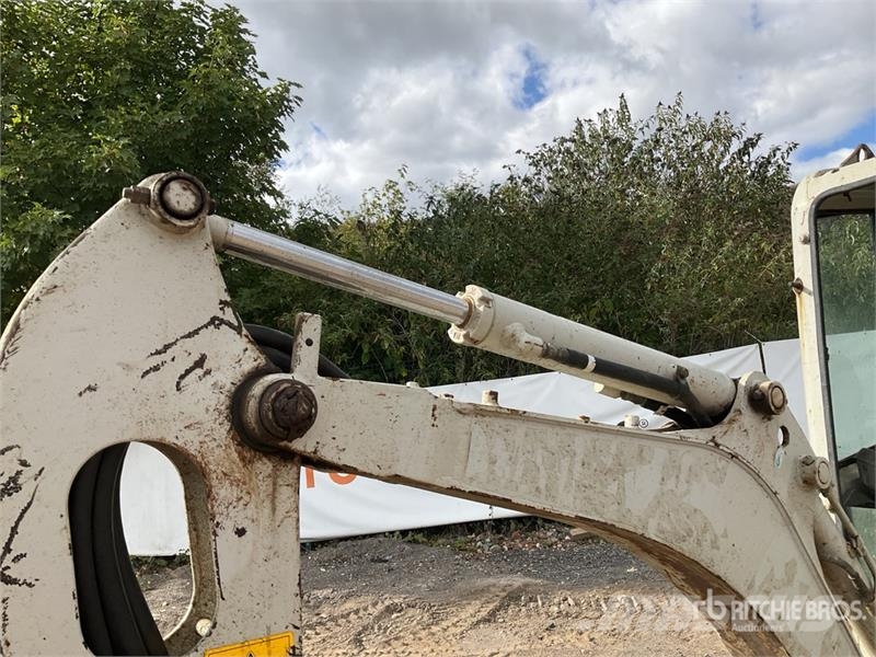 Takeuchi TB216 Mini bagri <7t