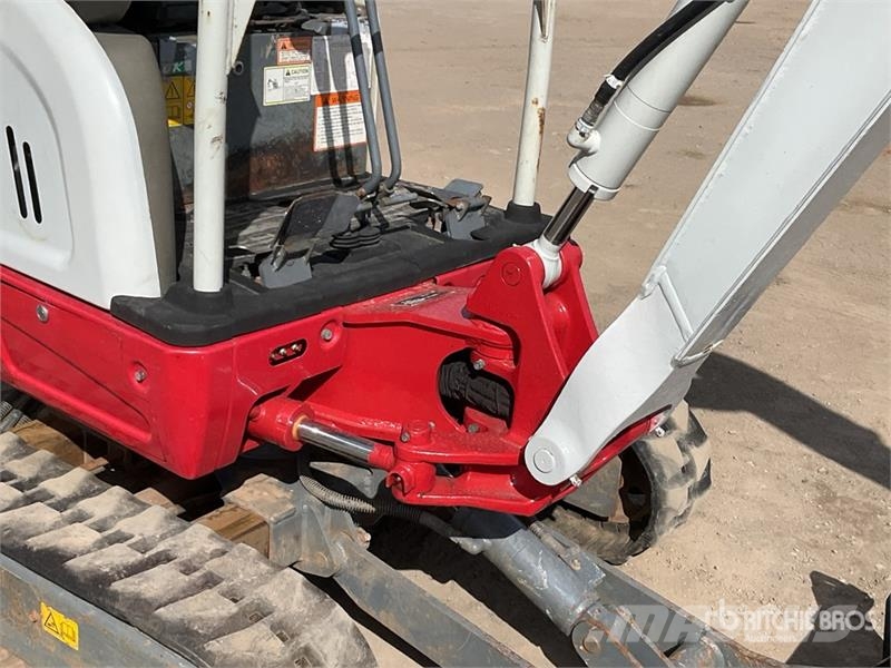 Takeuchi TB216 Mini kotrók < 7t