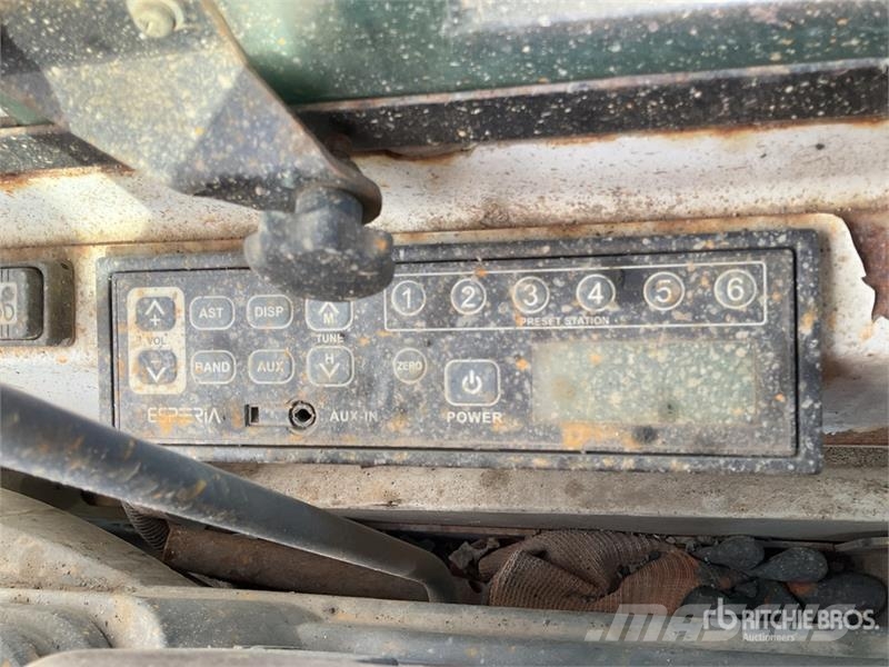Takeuchi TB216 Mini bagri <7t