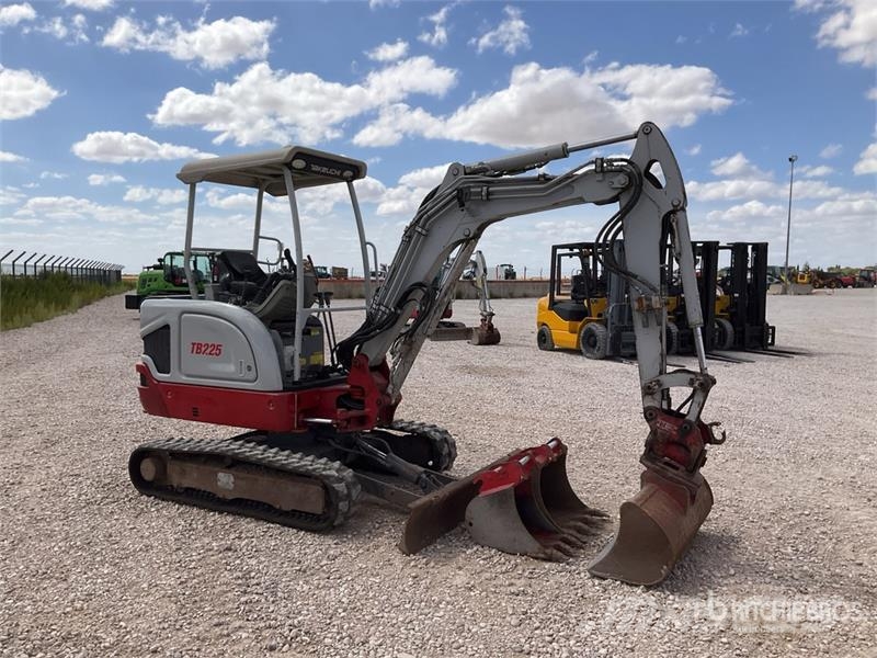 Takeuchi TB225 Canopy Mini Excavator Εκσκαφάκι (διαβολάκι) < 7t