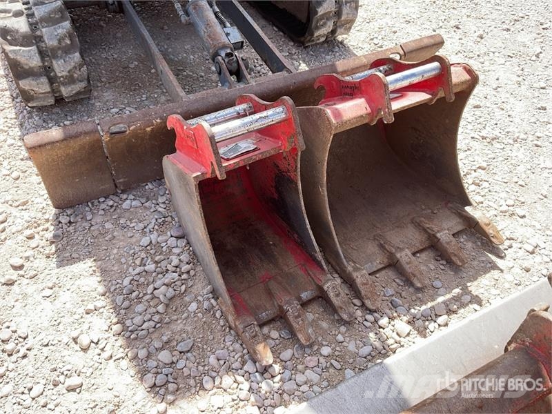 Takeuchi TB225 Canopy Mini Excavator Εκσκαφάκι (διαβολάκι) < 7t
