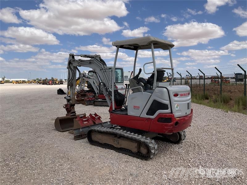 Takeuchi TB225 Canopy Mini Excavator Εκσκαφάκι (διαβολάκι) < 7t