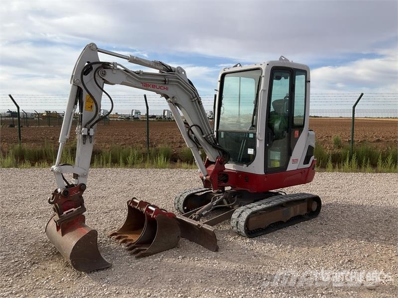 Takeuchi TB225 Mini Excavator Εκσκαφάκι (διαβολάκι) < 7t