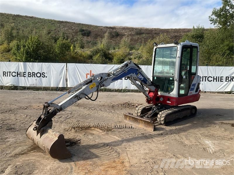 Takeuchi TB225 Mini Excavator Minibagger < 7t