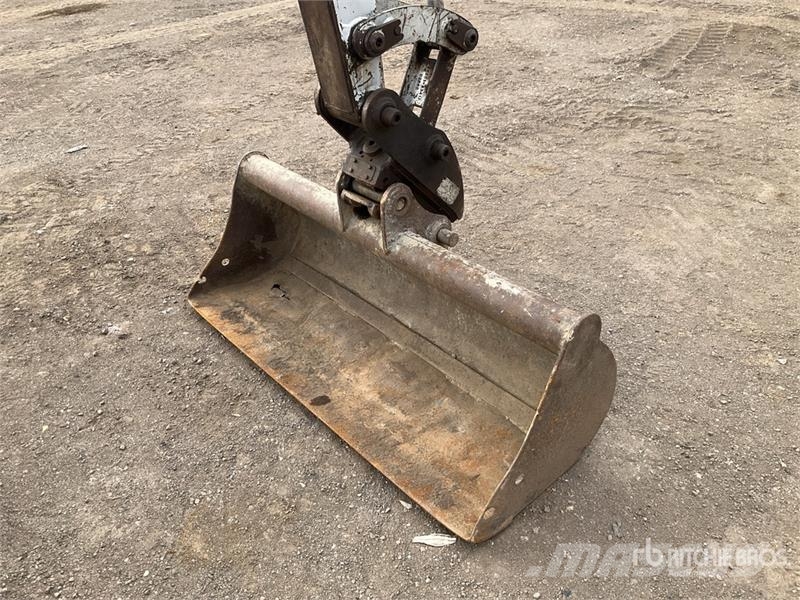 Takeuchi TB225 Mini Excavator Minibagger < 7t
