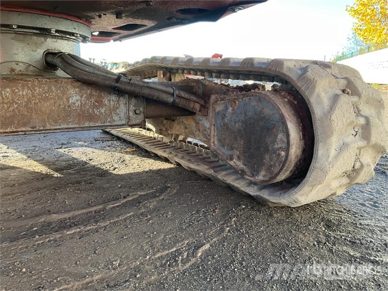 Takeuchi TB225 Mini Excavator حفارات صغيرة أقل من 7 طن (حفارات صغيرة)