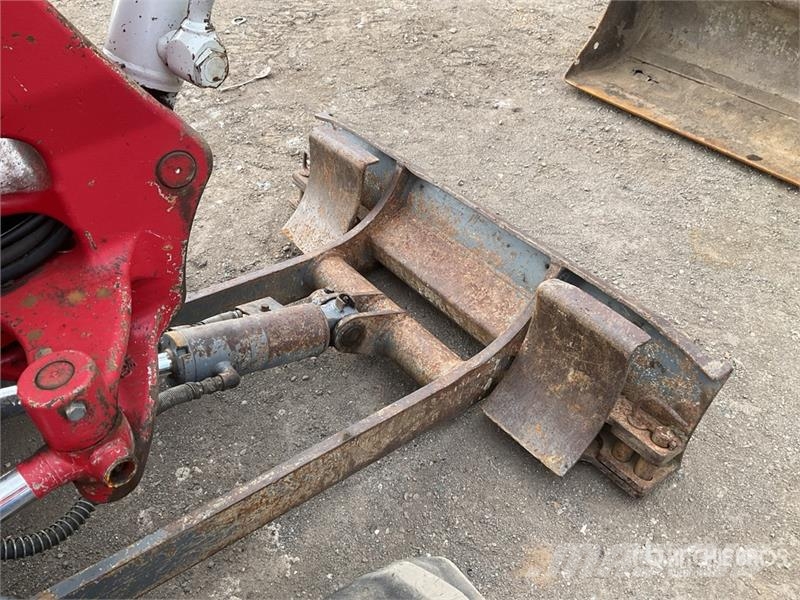 Takeuchi TB225 Mini Excavator Minibagger < 7t
