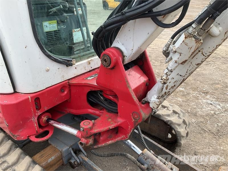 Takeuchi TB225 Mini Excavator Minibagger < 7t