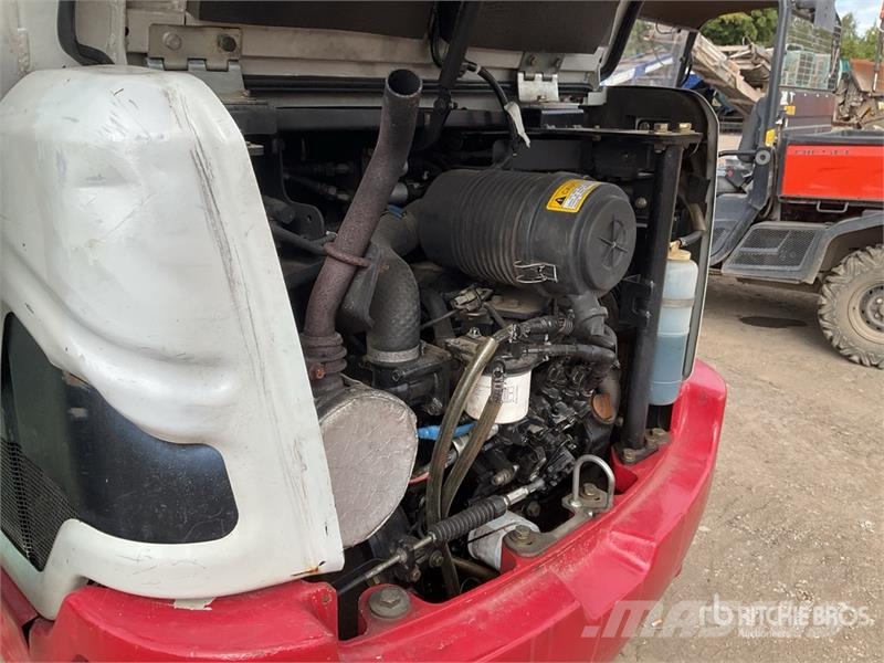 Takeuchi TB225 Mini Excavator Minibagger < 7t