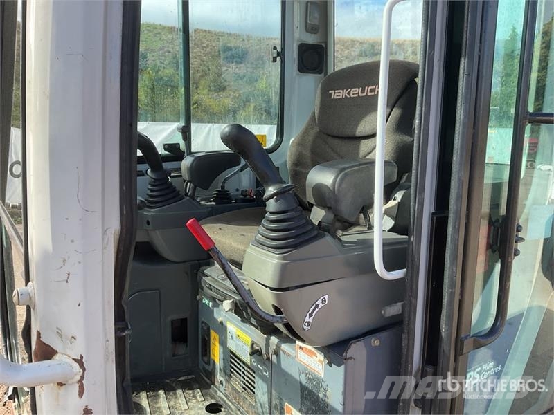 Takeuchi TB225 Mini Excavator Minibagger < 7t