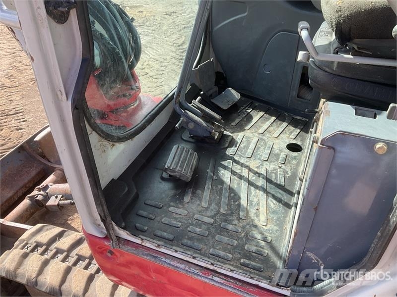 Takeuchi TB225 Mini Excavator Minibagger < 7t
