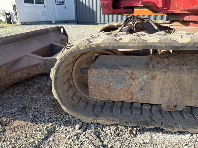 Takeuchi TB235 Mini pelle < 7t