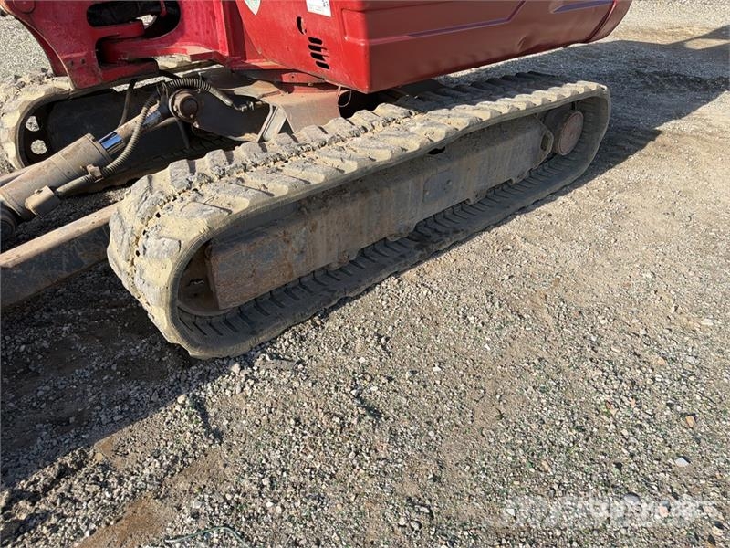 Takeuchi TB235 Mini pelle < 7t