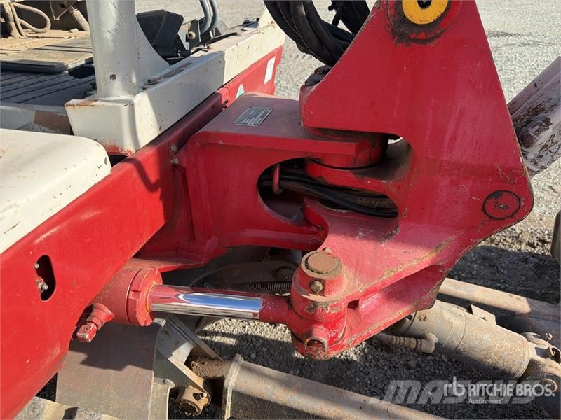 Takeuchi TB235 Mini pelle < 7t
