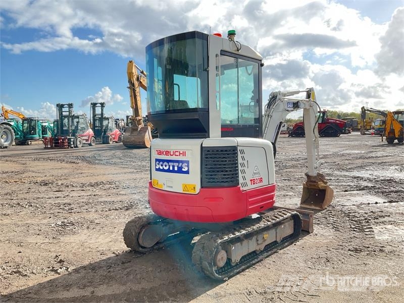 Takeuchi TB23R Mini Excavator Miniescavatori