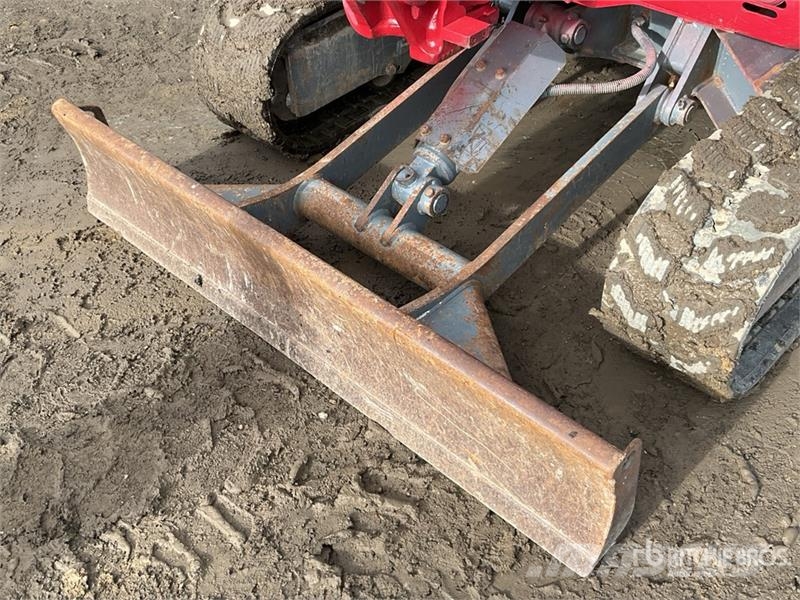 Takeuchi TB23R Mini Excavator Miniescavatori