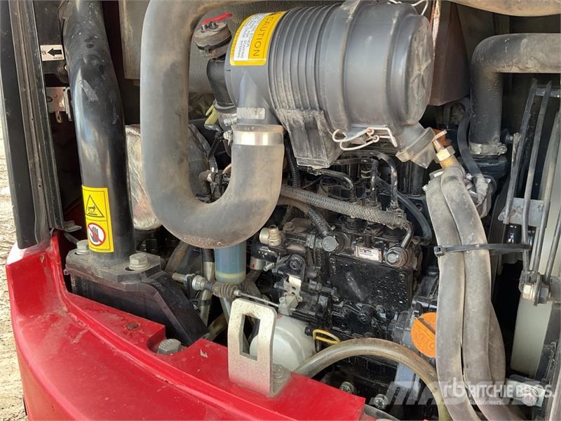 Takeuchi TB23R Mini Excavator Miniescavatori