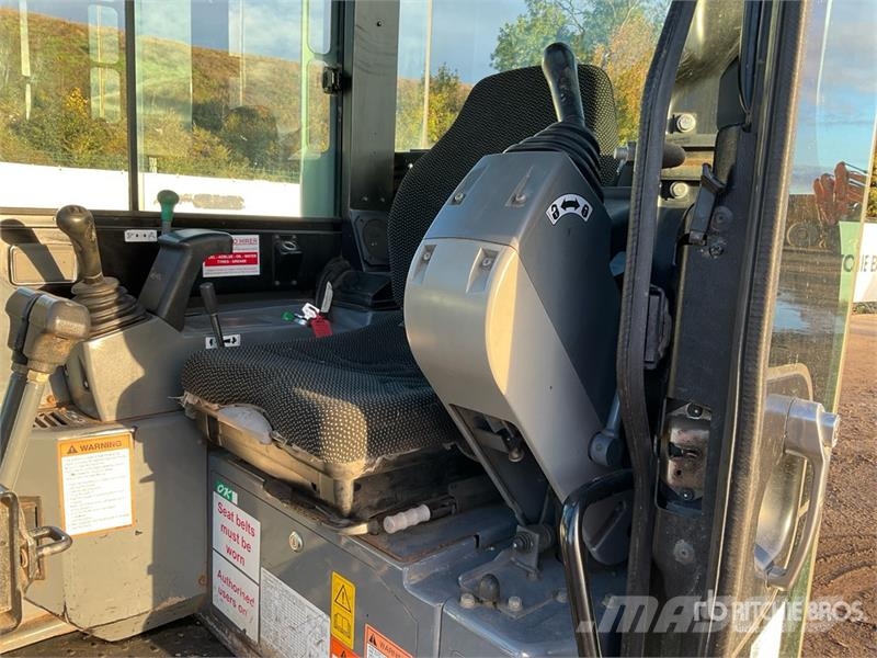Takeuchi TB23R Mini Excavator Minigrävare < 7t