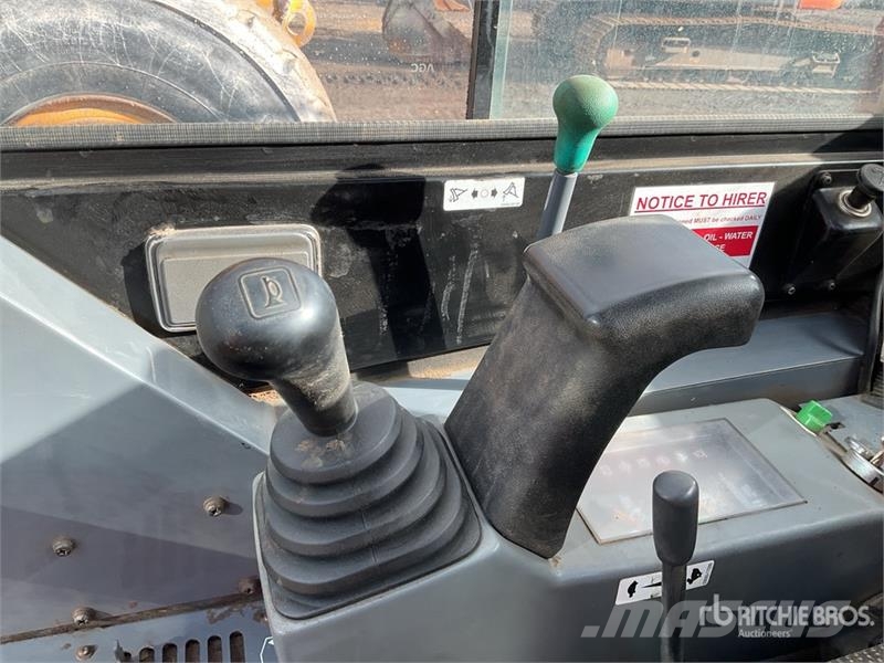 Takeuchi TB23R Mini Excavator Miniescavatori