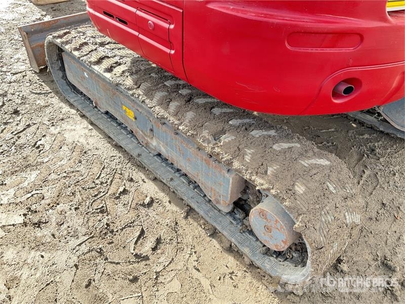 Takeuchi TB23R Mini Excavator Miniescavatori