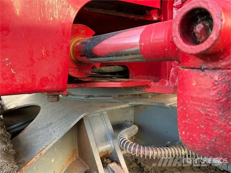 Takeuchi TB23R Mini Excavator Minibagger < 7t