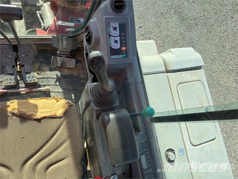 Takeuchi TB250 حفارات صغيرة أقل من 7 طن (حفارات صغيرة)
