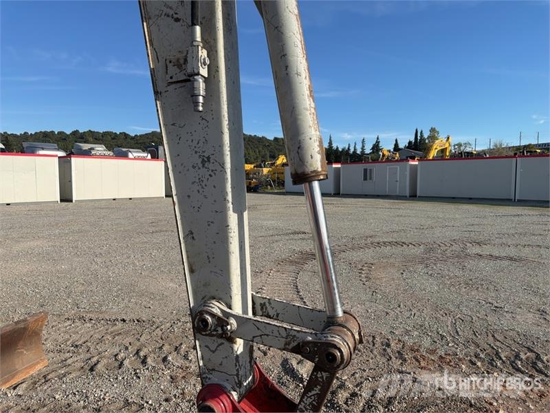 Takeuchi TB250 حفارات صغيرة أقل من 7 طن (حفارات صغيرة)
