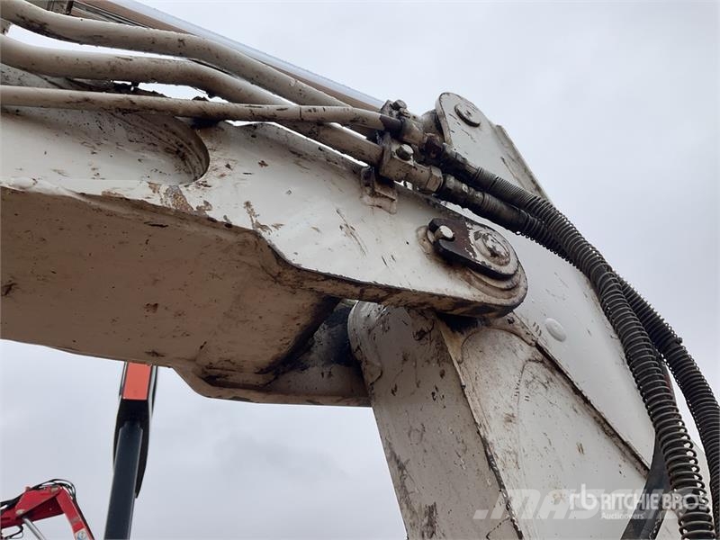 Takeuchi TB250 Mini pelle < 7t
