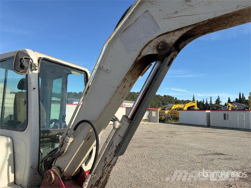 Takeuchi TB250 حفارات صغيرة أقل من 7 طن (حفارات صغيرة)