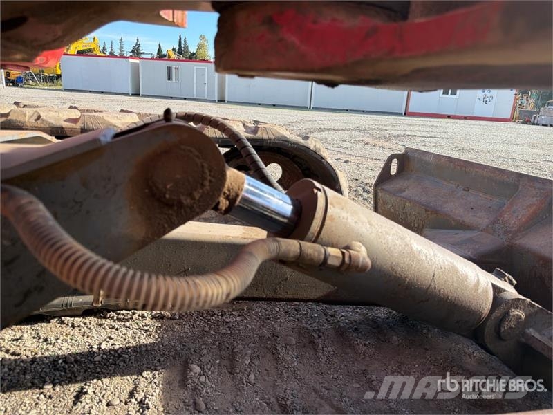 Takeuchi TB250 حفارات صغيرة أقل من 7 طن (حفارات صغيرة)