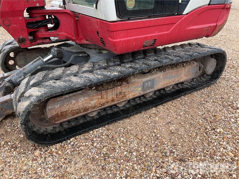 Takeuchi TB250 Mini pelle < 7t