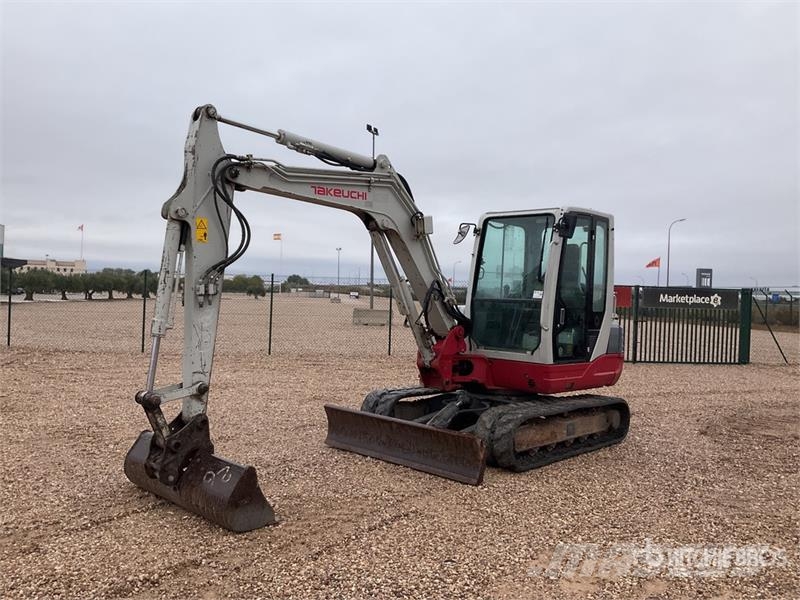 Takeuchi TB250 Mini pelle < 7t