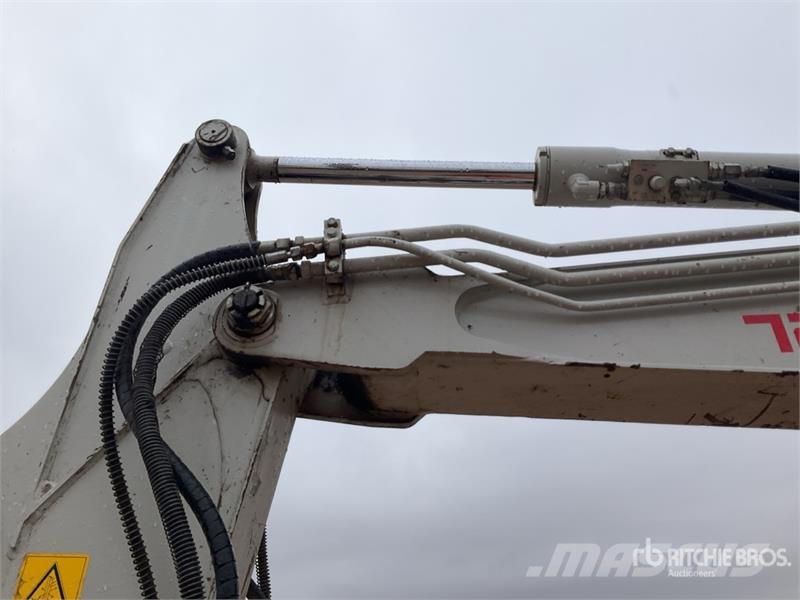 Takeuchi TB250 Mini pelle < 7t