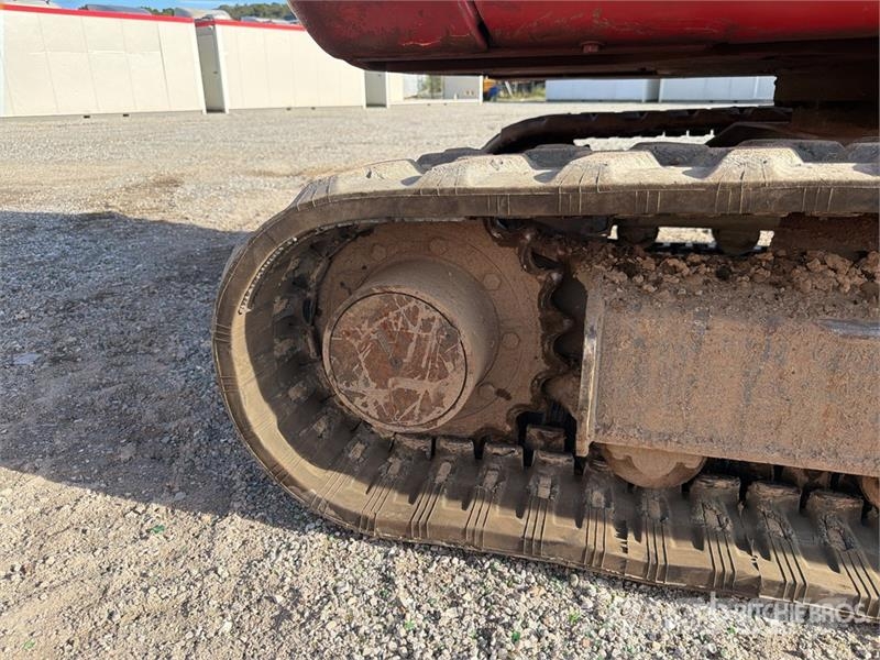 Takeuchi TB250 حفارات صغيرة أقل من 7 طن (حفارات صغيرة)