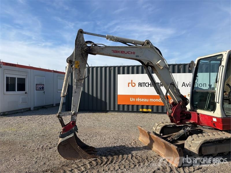 Takeuchi TB250 حفارات صغيرة أقل من 7 طن (حفارات صغيرة)