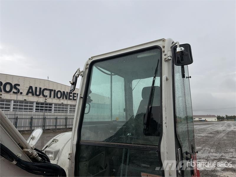 Takeuchi TB260 Mini rýpadlá < 7t