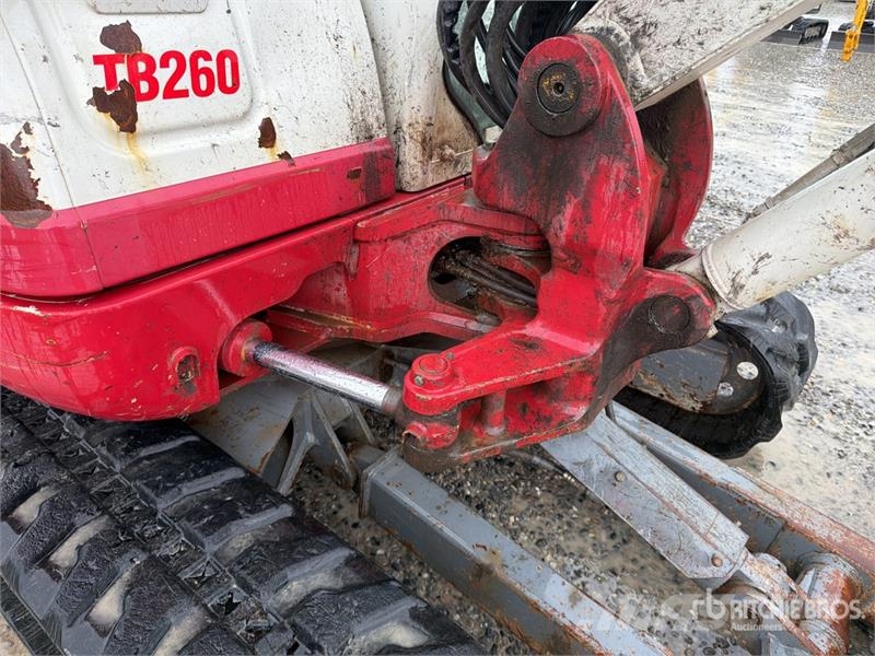 Takeuchi TB260 Mini rýpadlá < 7t