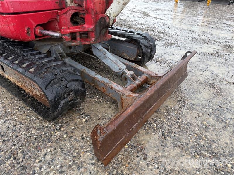 Takeuchi TB260 Mini rýpadlá < 7t