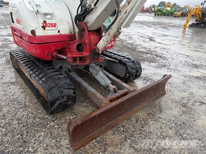 Takeuchi TB260 Mini rýpadlá < 7t