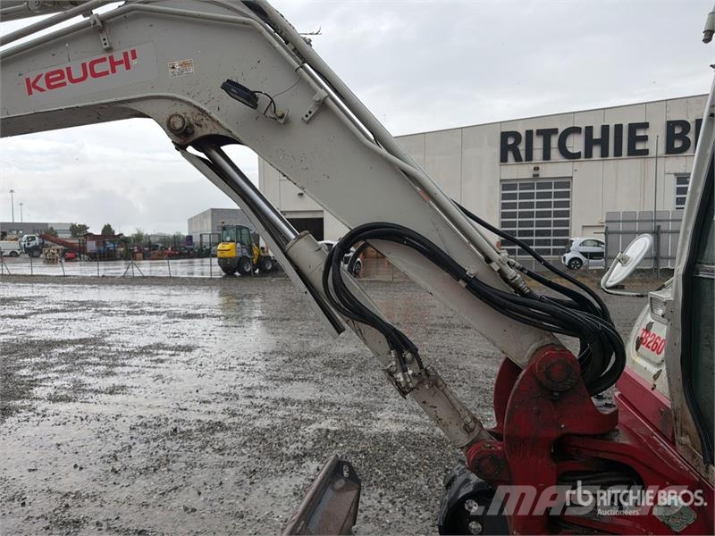 Takeuchi TB260 Mini rýpadlá < 7t