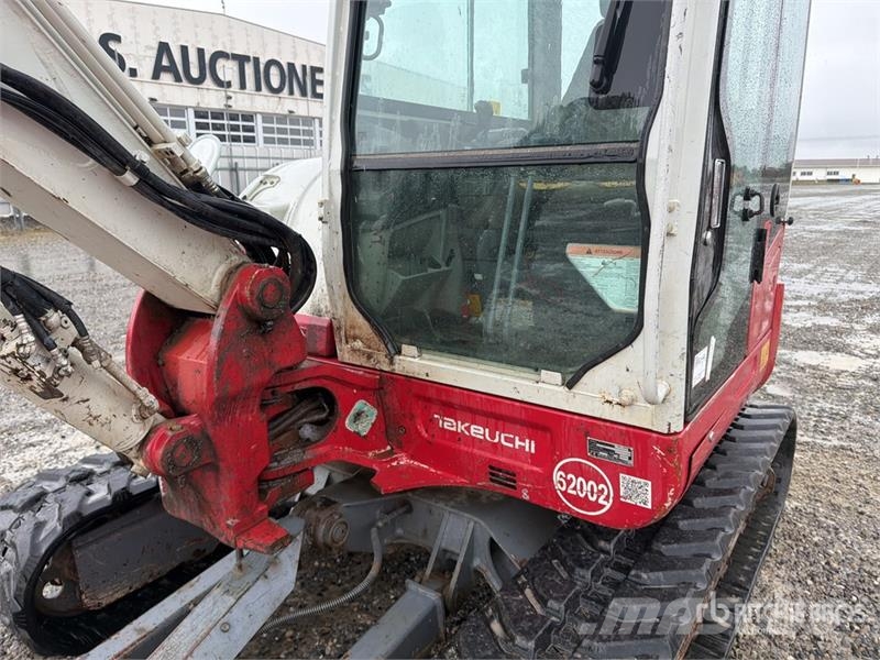Takeuchi TB260 Mini rýpadlá < 7t