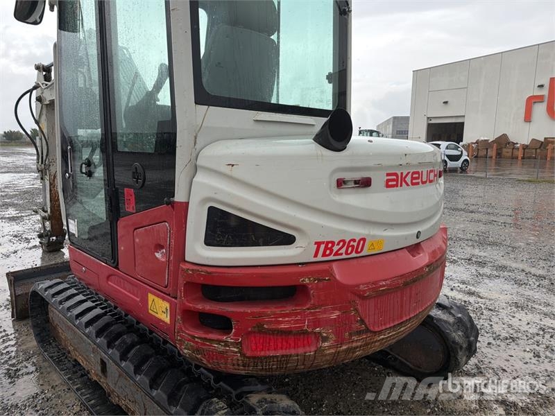 Takeuchi TB260 Mini rýpadlá < 7t