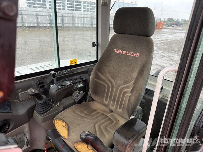 Takeuchi TB260 Mini rýpadlá < 7t