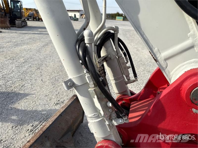 Takeuchi TB290 Верижен екскаватор