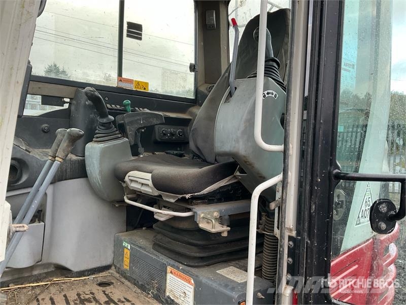 Takeuchi TB290 Гусеничные экскаваторы