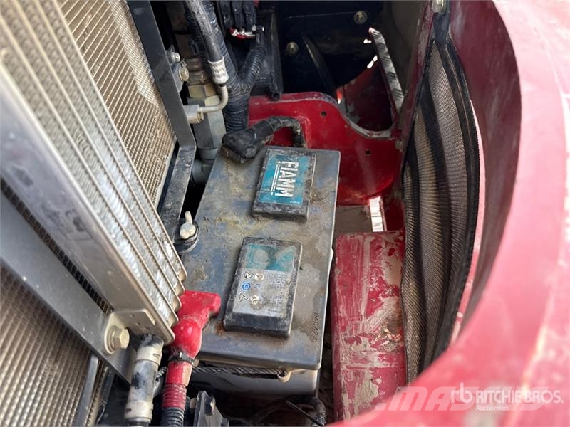 Takeuchi TB290 Верижен екскаватор